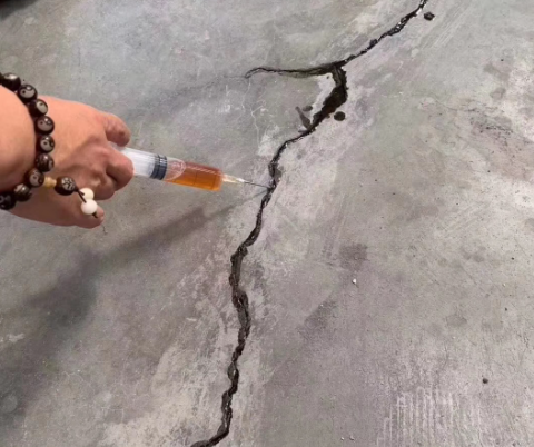 西固混凝土裂缝修补技术详解​